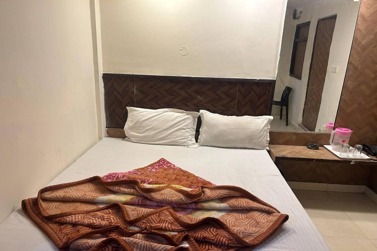 Shree Near Railway Station, Paharganj Hotel New Delhi